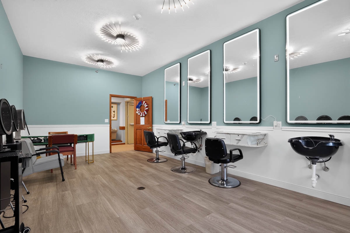 On-site hair salon at Golden Heights